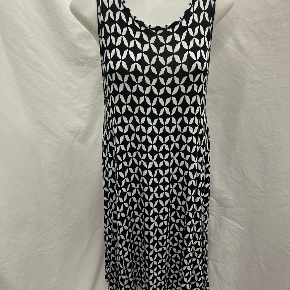 LOFT Black and White Geometric Dress
